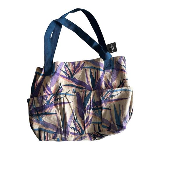 New Salt Life Utopia Beach Tote Purple Blue Cream Birds of Paradise Pockets - Picture 2 of 6